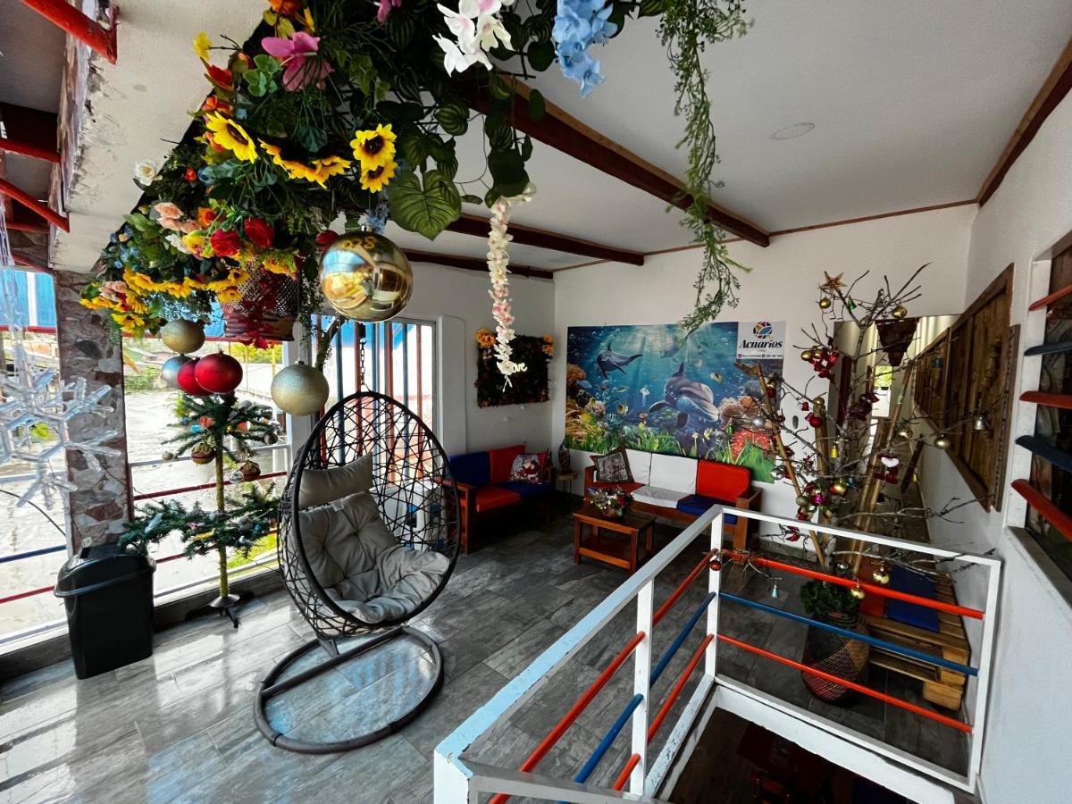 Acuarios Hostal Playa Ladrilleros Екстер'єр фото