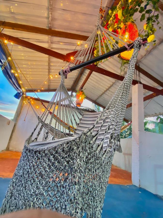 Acuarios Hostal Playa Ladrilleros Екстер'єр фото