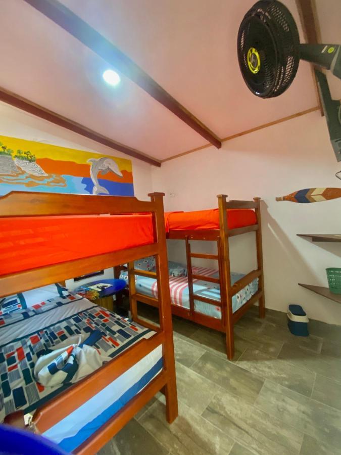Acuarios Hostal Playa Ladrilleros Екстер'єр фото