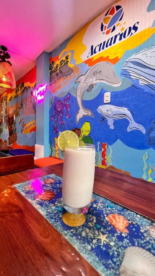 Acuarios Hostal Playa Ladrilleros Екстер'єр фото