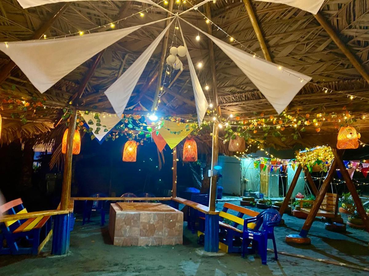 Acuarios Hostal Playa Ladrilleros Екстер'єр фото
