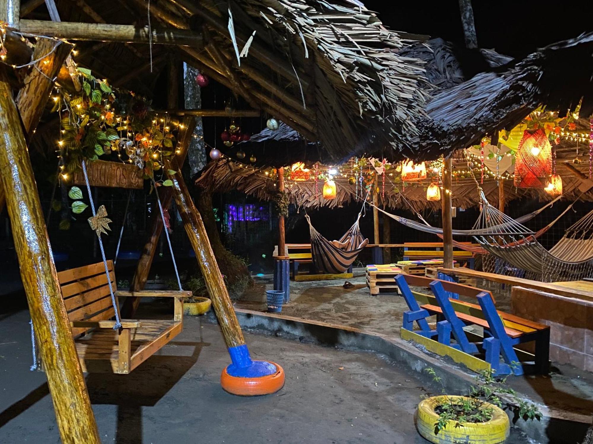 Acuarios Hostal Playa Ladrilleros Екстер'єр фото