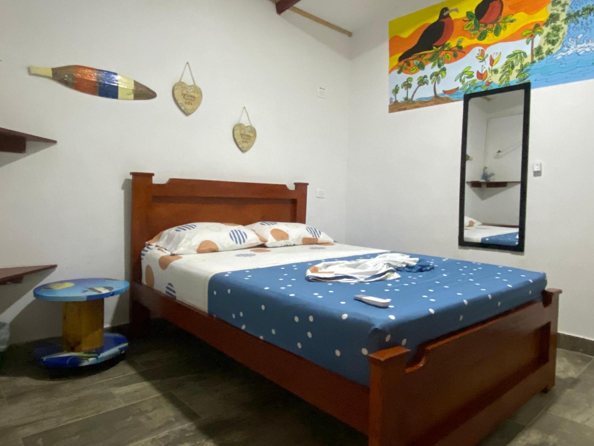 Acuarios Hostal Playa Ladrilleros Екстер'єр фото